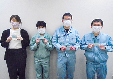 九州営業部の衛生管理者合格の4名